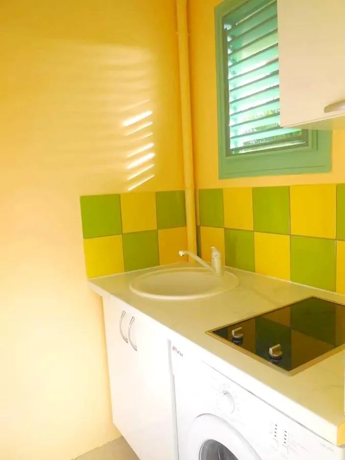 Appartement Cosy A Sainte Anne 35 M² Avec Jardin 0*, Sainte-Anne Martinique